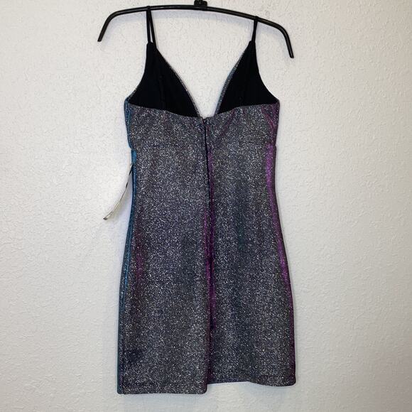Speechless Juniors' Metallic Bodycon Dress NWT Sz 1 Polyester Sparkling Stretchy - Picture 4 of 13